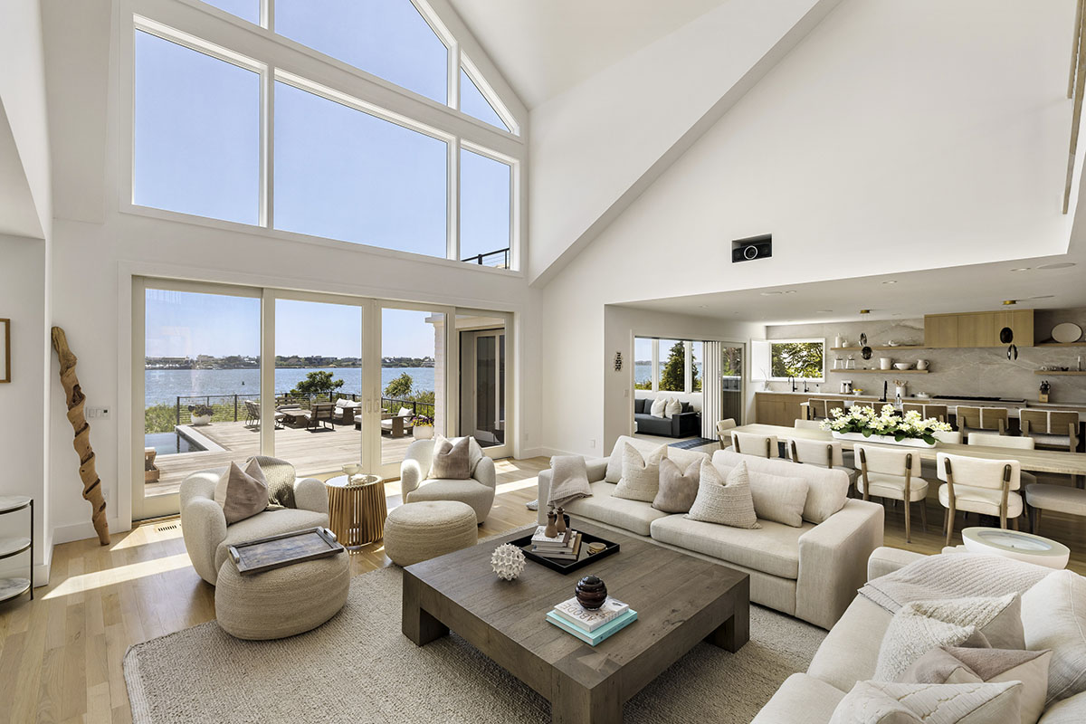 15 Stacy Dr, Westhampton Beach interiors -2
