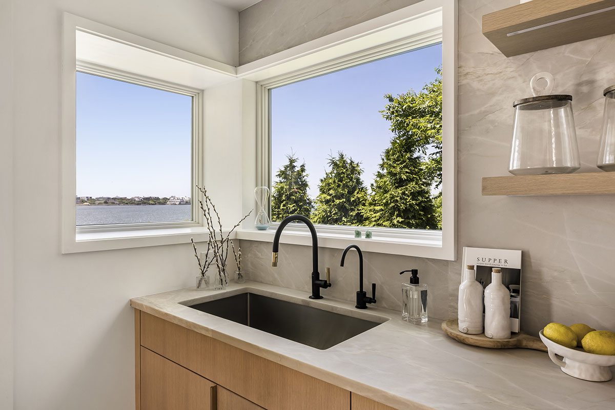 15 Stacy Dr, Westhampton Beach interiors -44